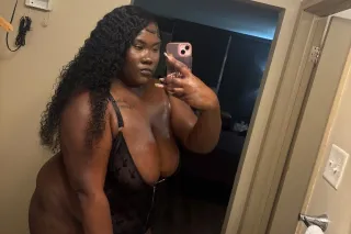 BACK IN TOWN• OUTCALLS ONLY• D... - Image 3