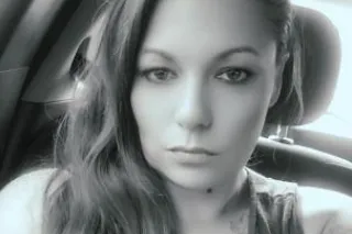 Tattooed queen looking for goo... - Image 3